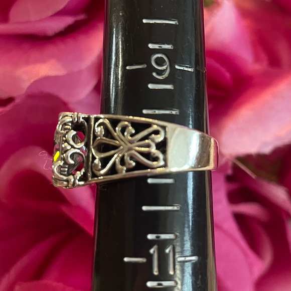 Silpada ‘Uptown’ Cubic Zirconia Sterling Ring R0981 - Picture 6 of 14